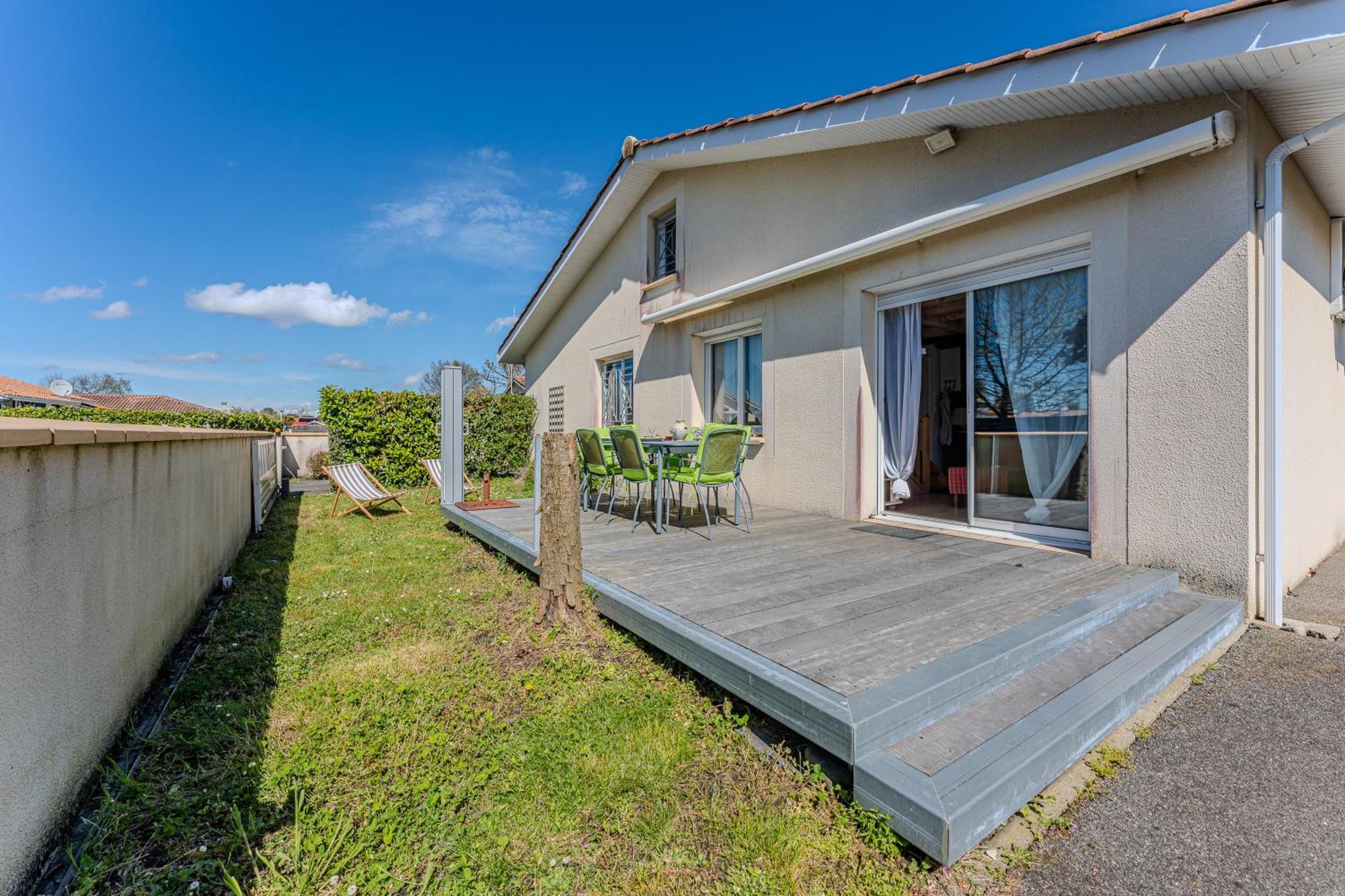 La Plage, Les Lacs Et Le Calme Villa Biscarrosse Exterior photo